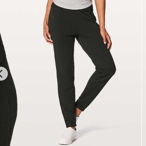 Lululemon Black Free To Roam Jogger *30"